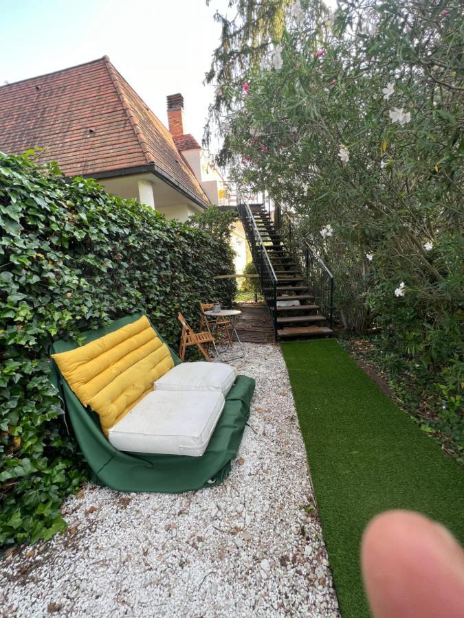 Apartamento Abierto Con Patio Matadepera Экстерьер фото